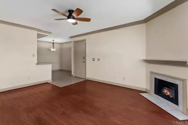 San Marcos, CA 92069,214 Woodland Parkway #201