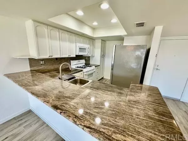 Encinitas, CA 92024,187 Mangano Circle