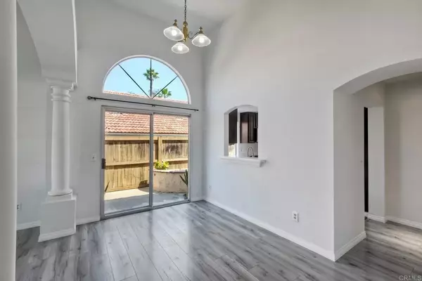 Vista, CA 92084,2033 Paseo De Anza