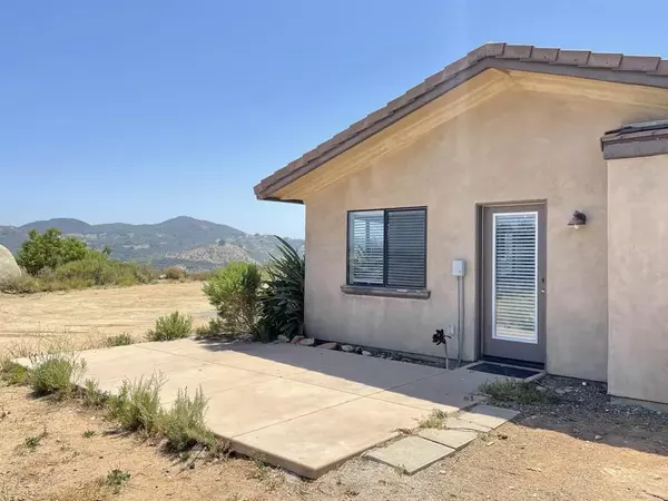 12478 Hillpoint Court, Valley Center, CA 92082