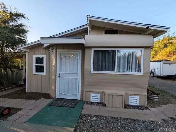 Escondido, CA 92027,25484 Lake Wohlford #E18