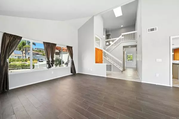 Carlsbad, CA 92010,2639 Sutter Street