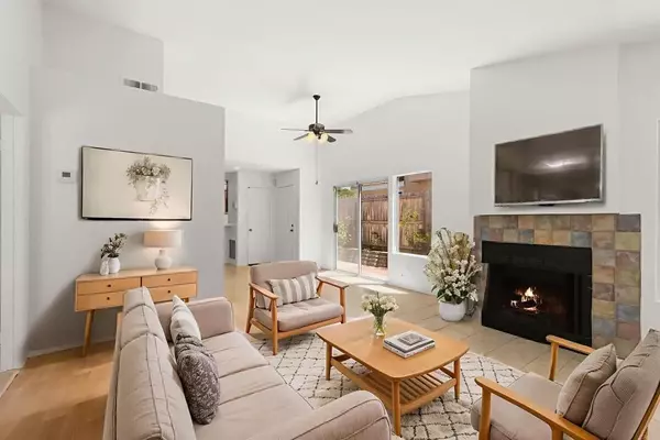 Oceanside, CA 92056,5126 Maplewood Circle