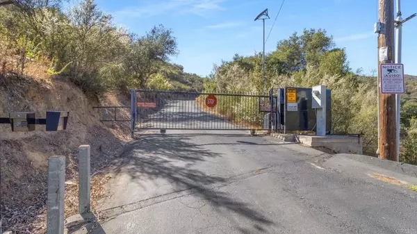 San Marcos, CA 92069,3020 Joni