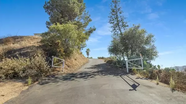 San Marcos, CA 92069,3020 Joni