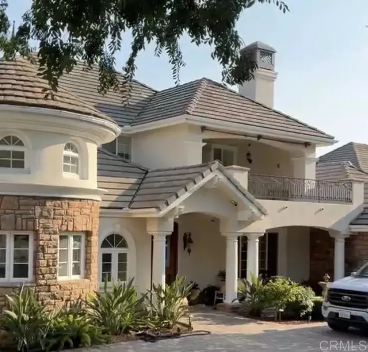 Vista, CA 92081,1271 Navel Place