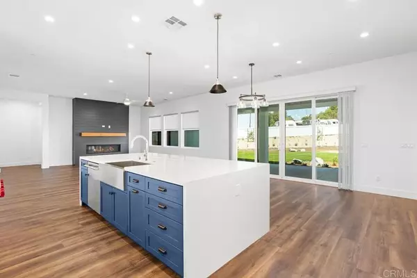 Vista, CA 92081,1203 Stonemark Place #Main House