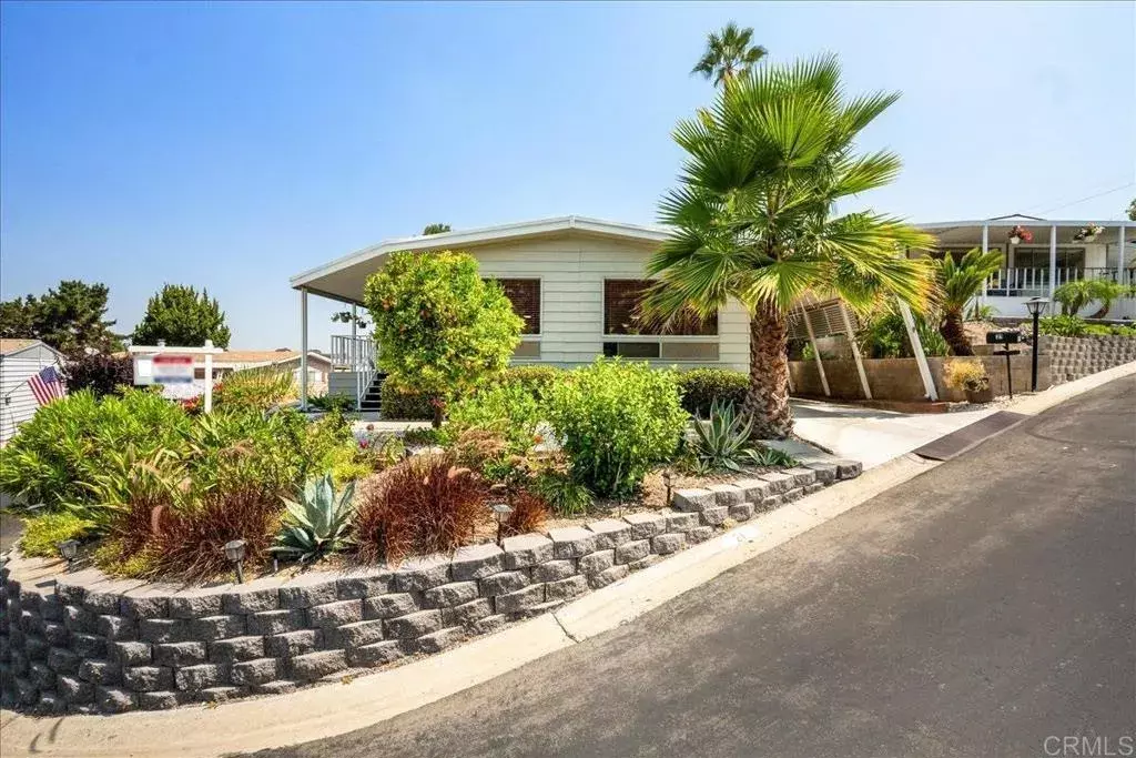 Vista, CA 92081,2130 Sunset #SPC 21