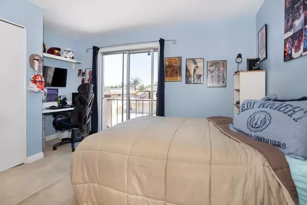 San Diego, CA 92128,12567 Pomerado Ct