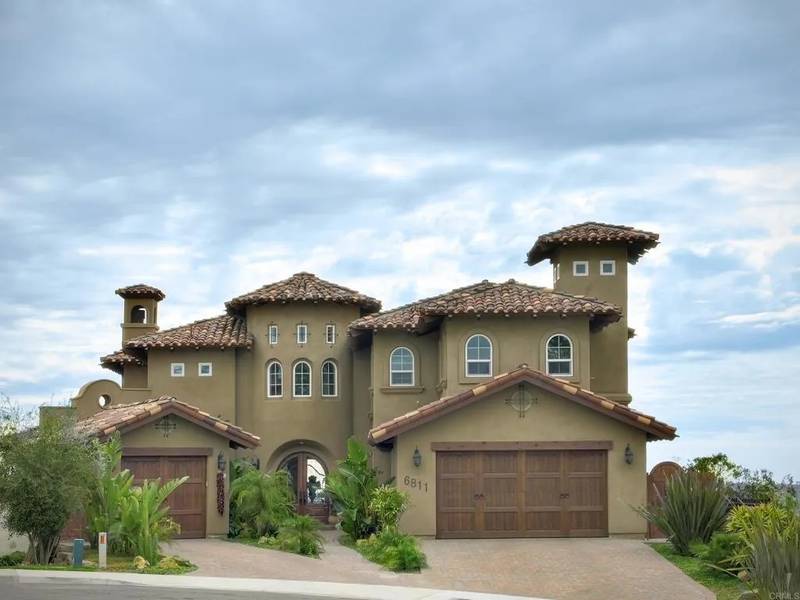 6811 Vianda Court, Carlsbad, CA 92009