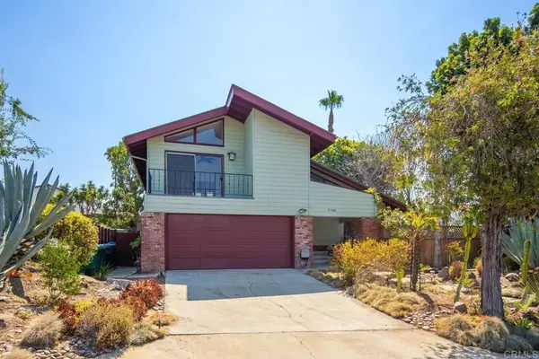 Carlsbad, CA 92009,7748 PRIMAVERA WAY