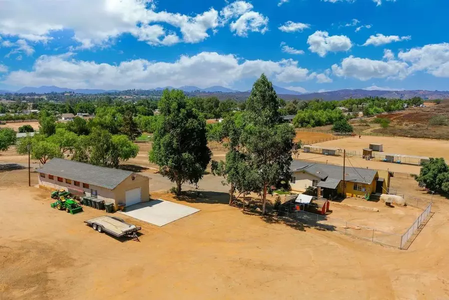 2165 Lilac Road, Ramona, CA 92065