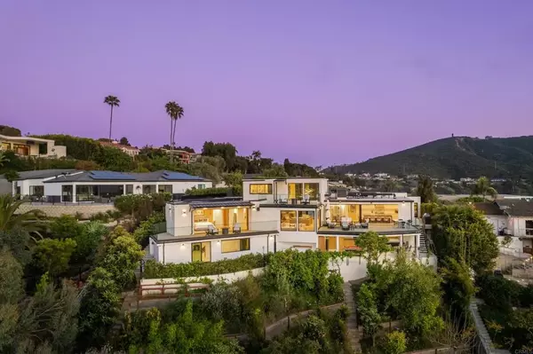 2684 Costebelle Drive, La Jolla, CA 92037