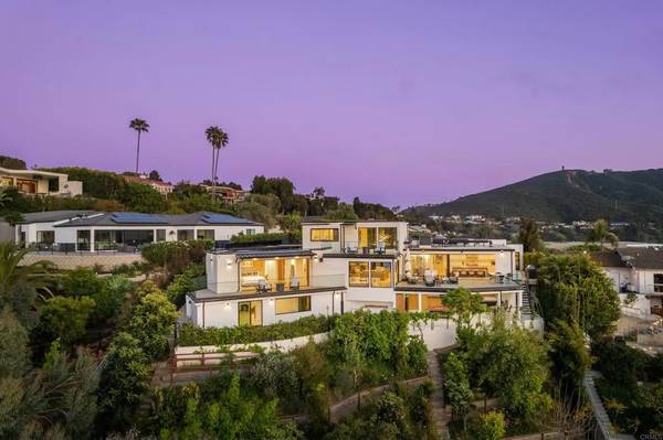 2684 Costebelle Drive, La Jolla, CA 92037