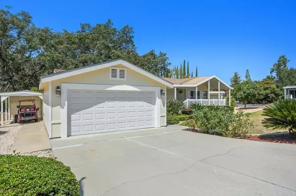 Valley Center, CA 92082,18218 Paradise Mountain #SPC 10