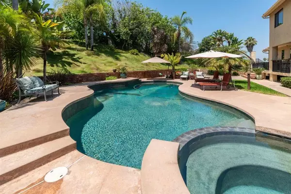 6541 Vispera Place, Carlsbad, CA 92009
