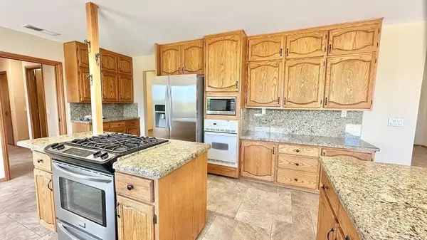 Fallbrook, CA 92028,2798 Alta Vista Drive