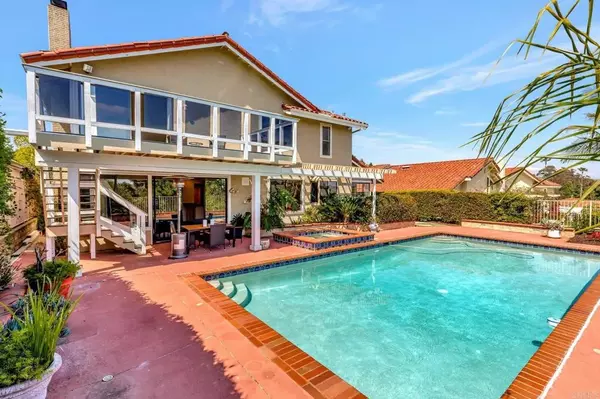 Vista, CA 92081,1211 Countrywood Lane