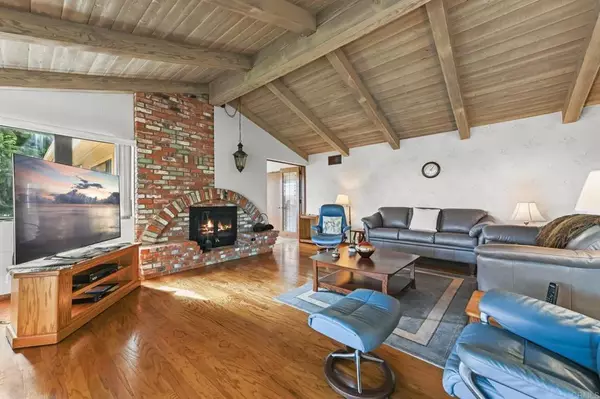 Fallbrook, CA 92028,1326 Sunset Grove Road