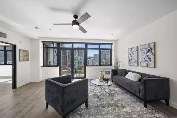 San Diego, CA 92101,1551 4Th Avenue #611