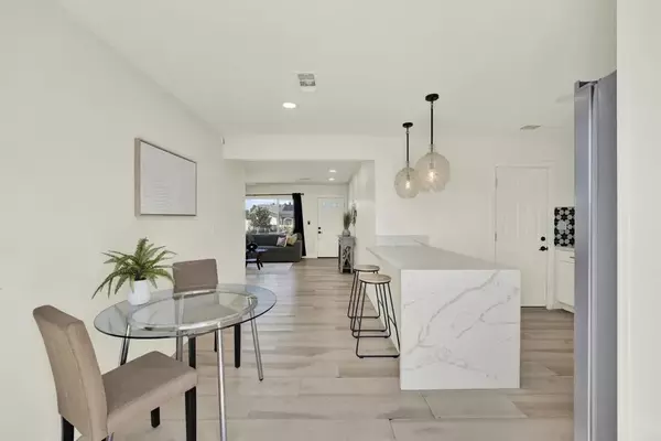 Vista, CA 92084,231 Cananea Street