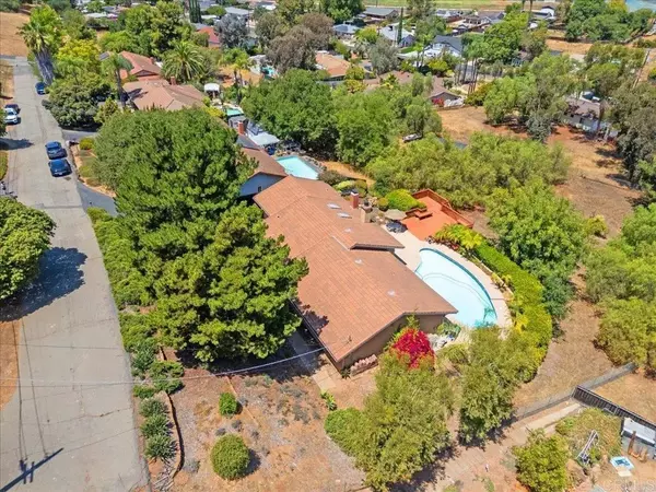 Escondido, CA 92027,2073 Mountain View Drive