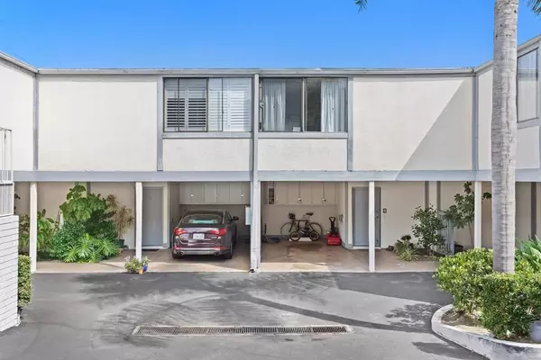 Carlsbad, CA 92009,2388 Altisma Way #10 or K