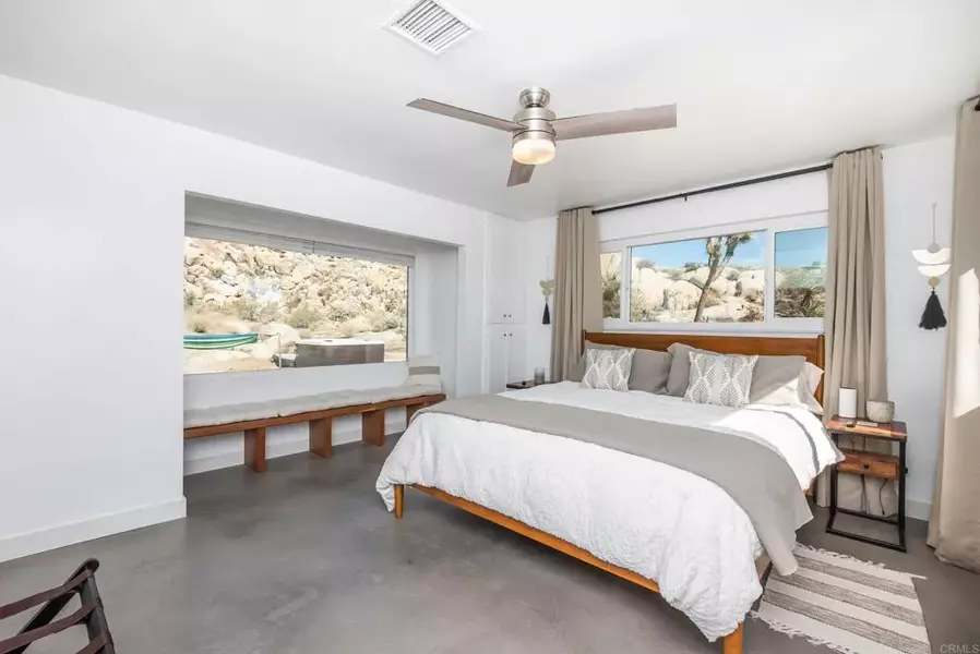 6295 Avila Road, Yucca Valley, CA 92284