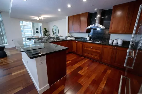 San Diego, CA 92101,1199 Pacific Hwy #2501