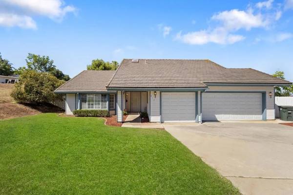 815 Boyle Avenue, Escondido, CA 92027