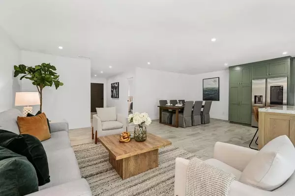 Escondido, CA 92025,2015 Summit Drive