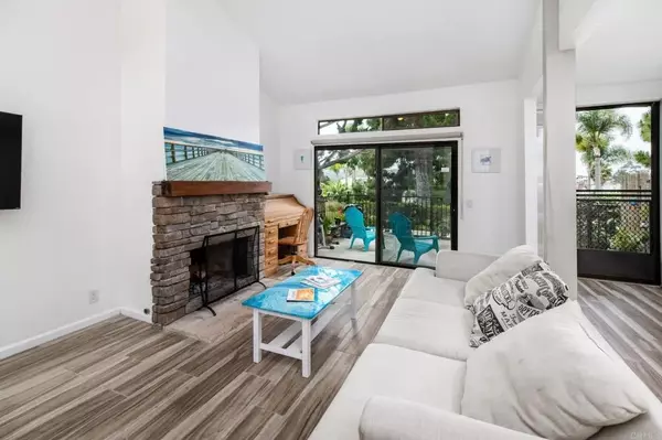 Carlsbad, CA 92009,7335 Alicante Road #C