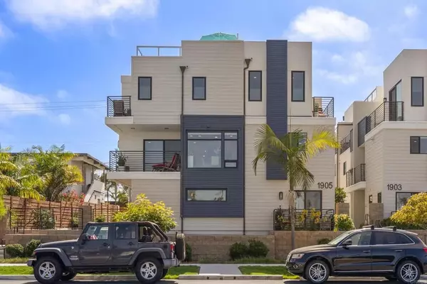 Oceanside, CA 92054,1905 S Myers #1