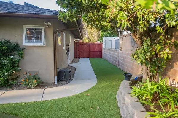 San Marcos, CA 92078,1239 San Julian Place