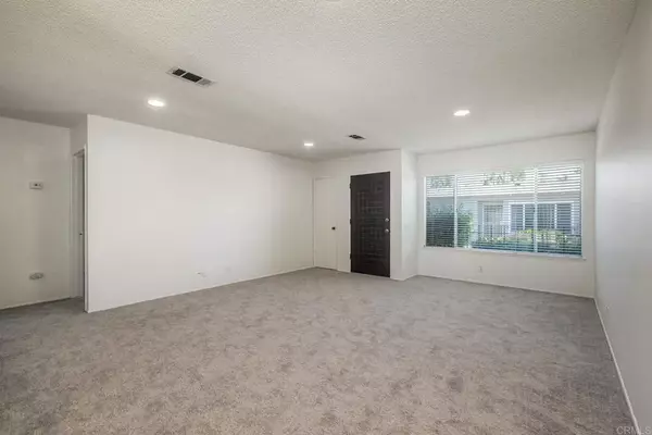 Oceanside, CA 92057,3839 Vista Campana S #16