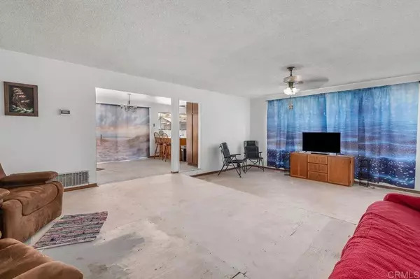 Poway, CA 92064,13442 Mountainside Drive