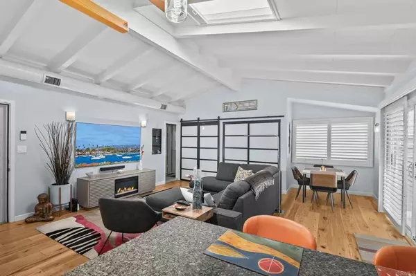 San Diego, CA 92120,6817 Birchwood Street