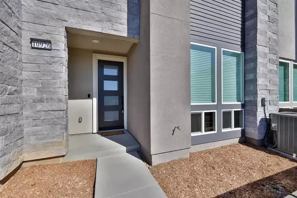 San Diego, CA 92126,10926 Alderman Way