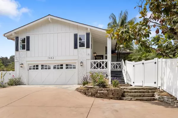 582 Rancho Santa Fe Rd, Encinitas, CA 92024
