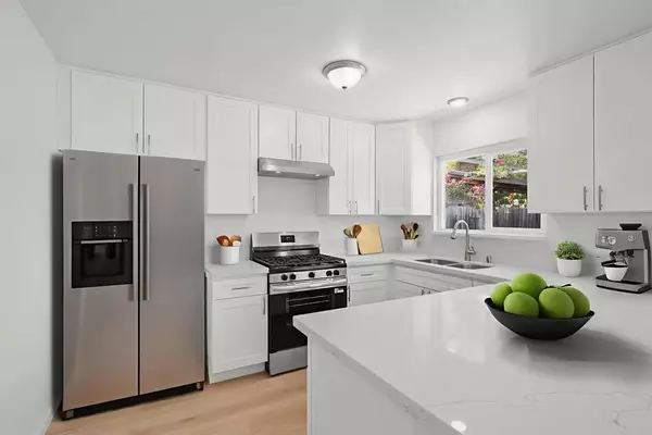 San Diego, CA 92111,6518 Tanglewood Road