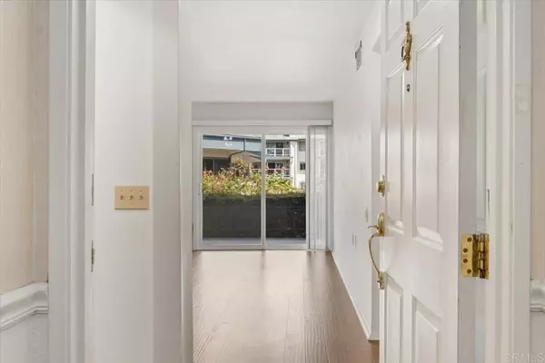 San Marcos, CA 92078,1682 Circa Del Lago #A101