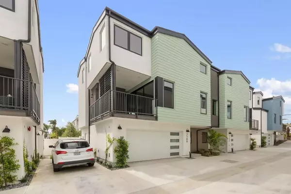 Carlsbad, CA 92008,3588 Garfield Street