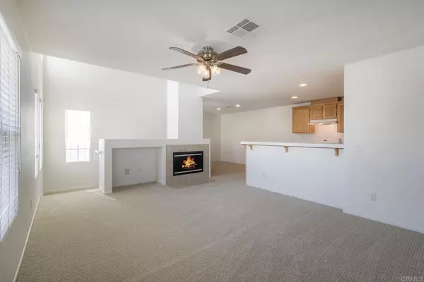 Oceanside, CA 92057,5005 Codorniz Way #8