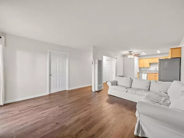 Fallbrook, CA 92028,868 E Alvarado Street #46