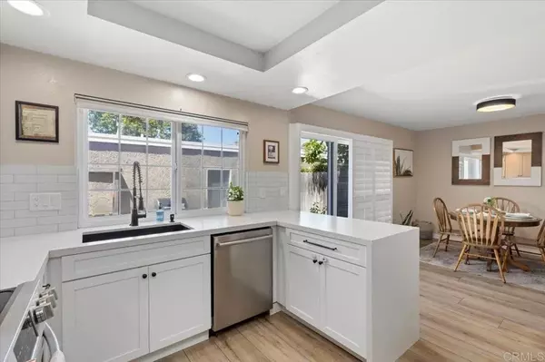 Encinitas, CA 92024,1977 Country Grove Lane