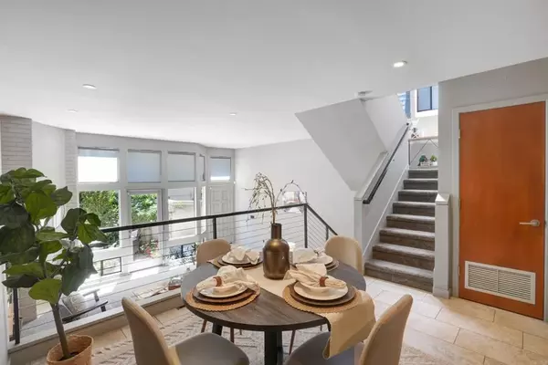 La Jolla, CA 92037,7981 Caminito Del Cid