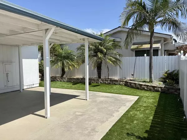 Vista, CA 92081,629 VIA SANTA CRUZ