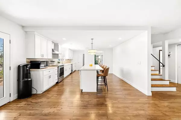 Vista, CA 92084,326 Sunrise Circle