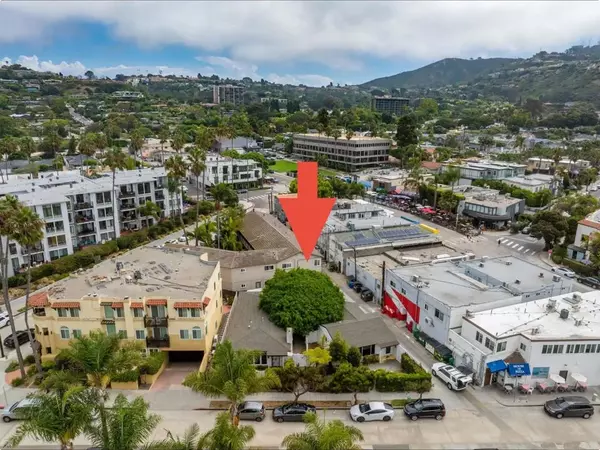 La Jolla, CA 92037,8115 Camino del Sol