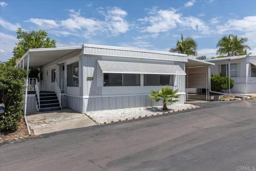 718 Sycamore #109, Vista, CA 92083